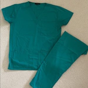 Green scrubs set